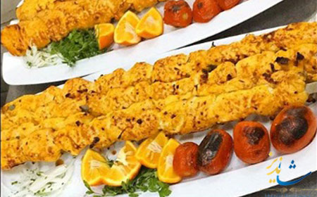 غذای ایرانی در بهترین رستوران کرج